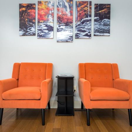 Amazing Downtown Location For Groups! Villa Little Rock Buitenkant foto