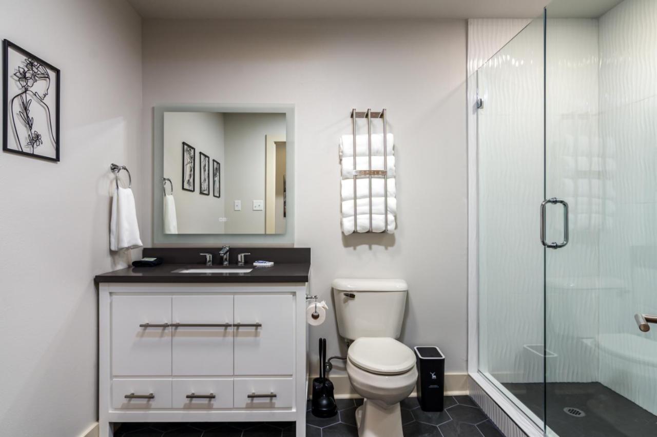 Amazing Downtown Location For Groups! Villa Little Rock Buitenkant foto