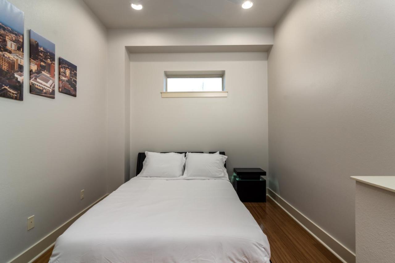 Amazing Downtown Location For Groups! Villa Little Rock Buitenkant foto